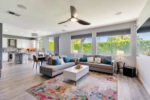 Living - 46432 Calle Raphael, Indio, CA 92201 photo 2 of 4