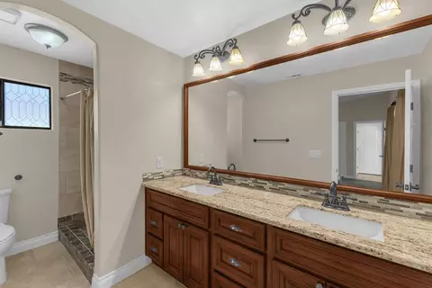 52785 Eisenhower Dr, La Quinta, CA 92253 photo 25