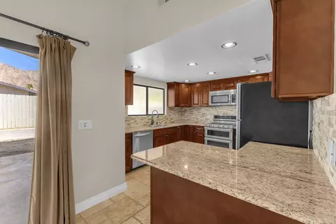 52785 Eisenhower Dr, La Quinta, CA 92253 photo 13