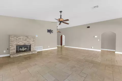52785 Eisenhower Dr, La Quinta, CA 92253 photo 8