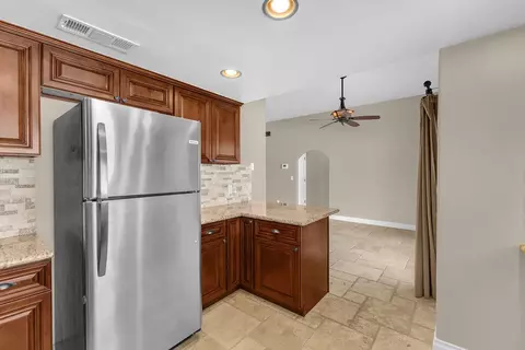 52785 Eisenhower Dr, La Quinta, CA 92253 photo 17