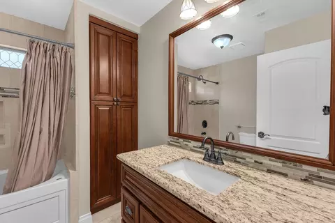 52785 Eisenhower Dr, La Quinta, CA 92253 photo 32
