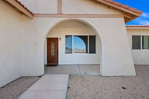 4692 Flying H Rd, Twentynine Palms, CA 92277