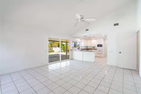 Living - 73165 Haystack Rd, Palm Desert, CA 92260 photo 6 of 7