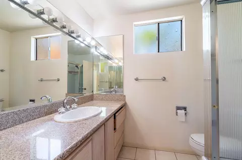 Bath - 73165 Haystack Rd, Palm Desert, CA 92260 photo 3 of 4