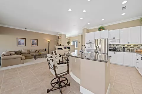 Kitchen - 57255 Interlachen, La Quinta, CA 92253 photo 4 of 5