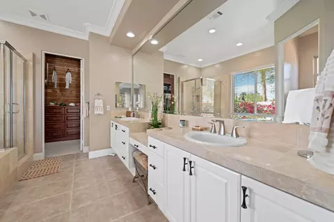 Bath - 57255 Interlachen, La Quinta, CA 92253 photo 2 of 3