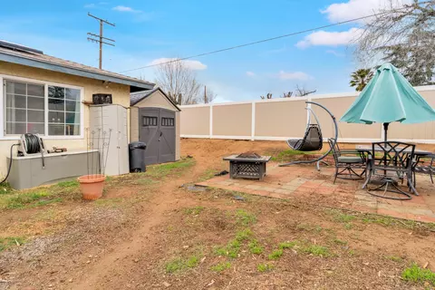 995 Elm Ave, Beaumont, CA 92223 photo 16