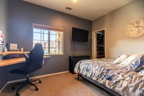 Bedroom - 37 Laurel Ct, Calimesa, CA 92320 photo 1 of 5
