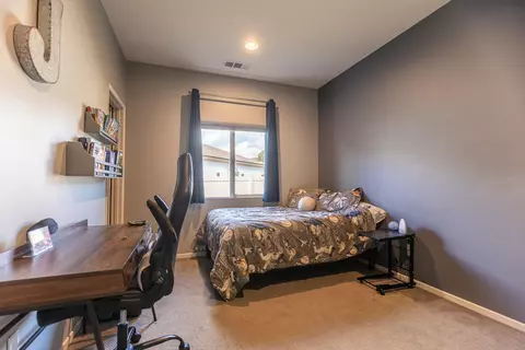 Bedroom - 37 Laurel Ct, Calimesa, CA 92320 photo 2 of 5