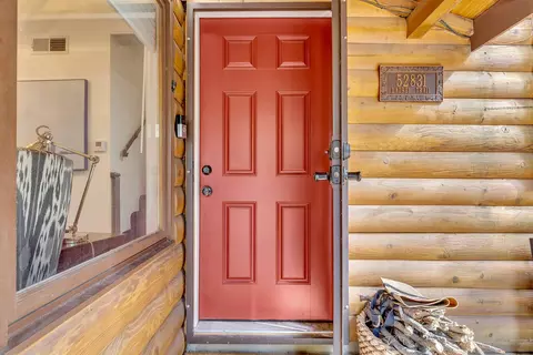 Entry Way - 52831 Laurel Trl, Idyllwild, CA 92549 photo 1 of 7