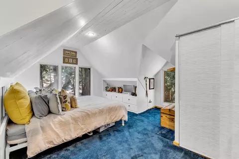 Bedroom - 52831 Laurel Trl, Idyllwild, CA 92549 photo 5 of 10