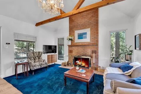 Living - 52831 Laurel Trl, Idyllwild, CA 92549 photo 3 of 6