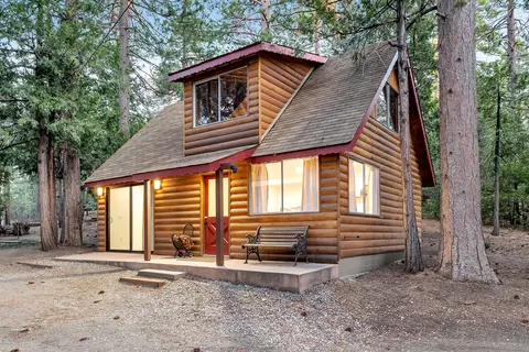 Exterior - 52831 Laurel Trl, Idyllwild, CA 92549 photo 23 of 39