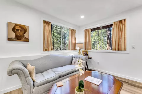 Living - 52831 Laurel Trl, Idyllwild, CA 92549 photo 6 of 6