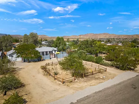 61972 Mountain View Cir, Joshua Tree, CA 92252 photo 1