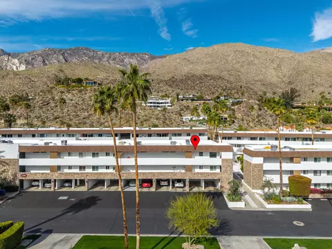 2393 S Skyview Dr, Palm Springs, CA 92264
