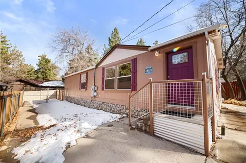 357 Kern Ave, Sugarloaf, CA 92386