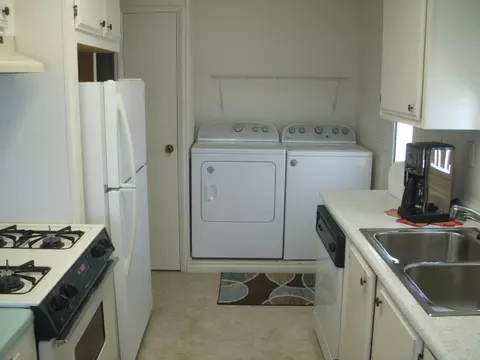 33161 Laredo Cir, Thousand Palms, CA 92276 photo 16