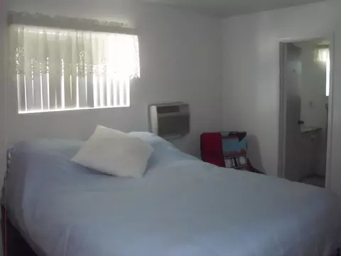 33161 Laredo Cir, Thousand Palms, CA 92276 photo 18