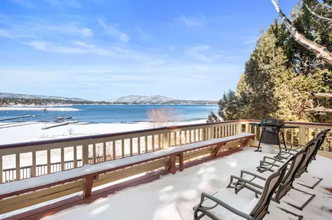 158 S Eagle Dr, Big Bear Lake, CA 92315
