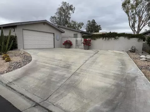 74585 Stage Line Dr, Thousand Palms, CA 92276
