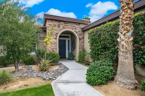 60254 Honeysuckle St, La Quinta, CA 92253