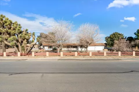 6929 Grand Ave, Yucca Valley, CA 92284