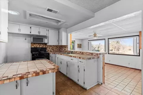 Kitchen - 6929 Grand Ave, Yucca Valley, CA 92284 photo 2 of 2