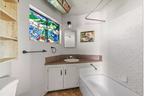 Bath - 6929 Grand Ave, Yucca Valley, CA 92284 photo 2 of 2