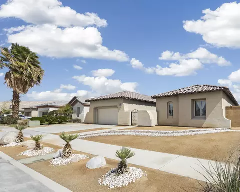 29740 Santa Rosa St, Cathedral City, CA 92234