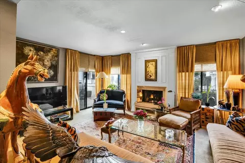 487 Rio Vista Dr, Palm Springs, CA 92262