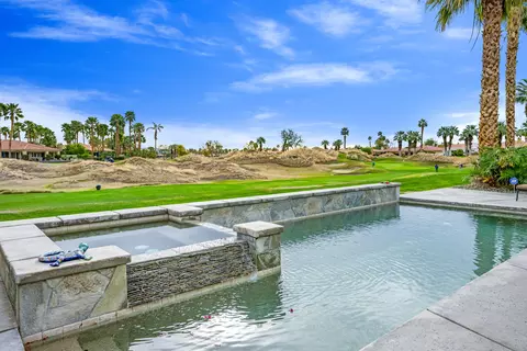 57168 Medinah, La Quinta, CA 92253