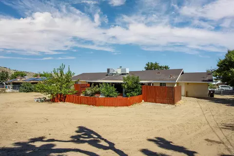 58289 Carlyle Dr, Yucca Valley, CA 92284 photo 28