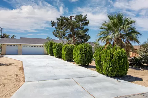 58289 Carlyle Dr, Yucca Valley, CA 92284 photo 6