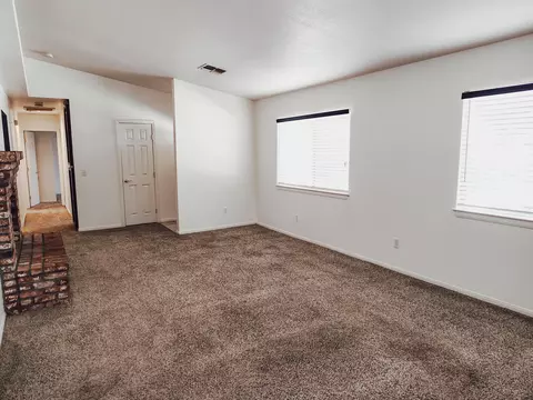 58289 Carlyle Dr, Yucca Valley, CA 92284 photo 10