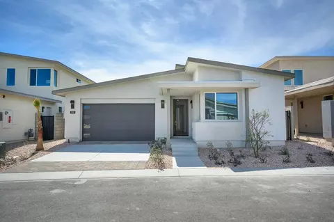 319 Mustang Ln, Palm Springs, CA 92262
