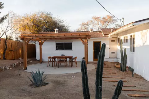 Exterior - 61877 Crest Circle Dr, Joshua Tree, CA 92252 photo 2 of 5