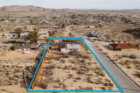 View/Area - 61877 Crest Circle Dr, Joshua Tree, CA 92252 photo 2 of 3