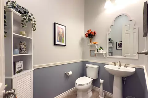 Bath - 85606 Molvena Dr, Indio, CA 92203 photo 5 of 5