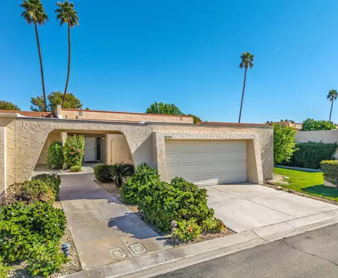 80100 Palm Circle Dr, La Quinta, CA 92253