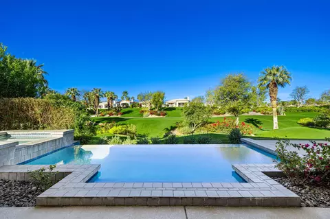 731 Indian Ridge Dr, Palm Desert, CA 92211