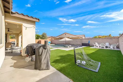 Exterior - 40632 Firenze Ct, Indio, CA 92203 photo 7 of 12