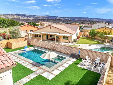 View/Area - 40632 Firenze Ct, Indio, CA 92203 photo 4 of 5