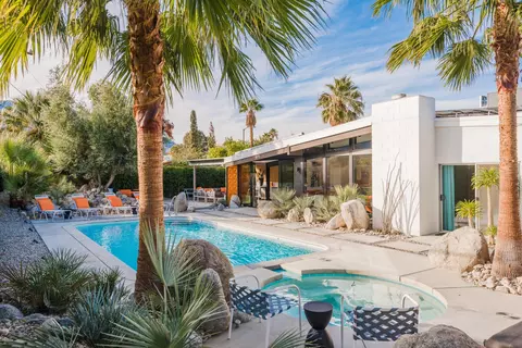 655 E Racquet Clb, Palm Springs, CA 92262