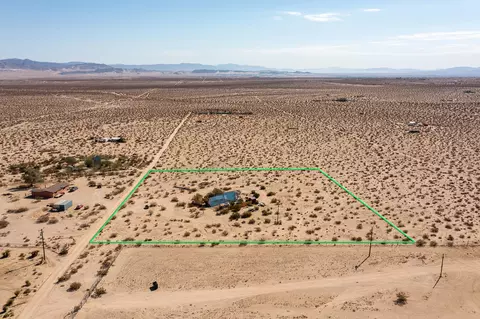 View/Area - 66673 Daisy Ln, Joshua Tree, CA 92252 photo 2 of 6