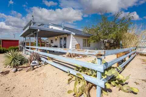 Exterior - 66673 Daisy Ln, Joshua Tree, CA 92252 photo 11 of 23