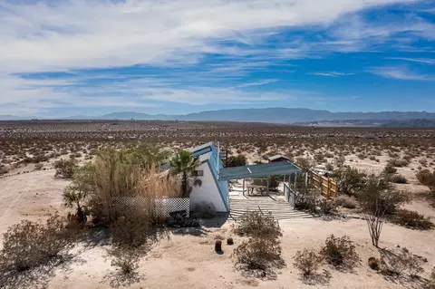 Exterior - 66673 Daisy Ln, Joshua Tree, CA 92252 photo 7 of 23