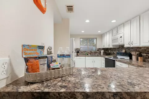82267 Waring Way, Indio, CA 92201 photo 7