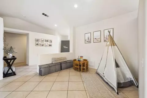 Entry Way - 81175 Mariposa Cir, Indio, CA 92201 photo 5 of 5